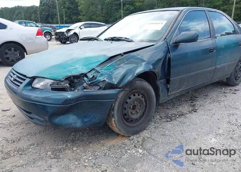 1998 Toyota Camry Le from USA, damaged, VIN 4T1BG22K4WU298953